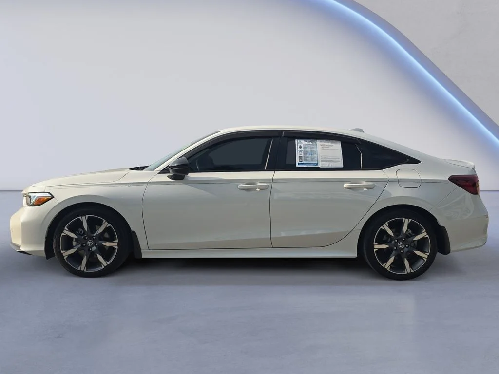 Used 2026  Honda Sport image 2
