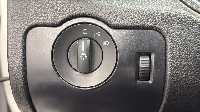 Used 2013 Performance White Ford V6 image 27