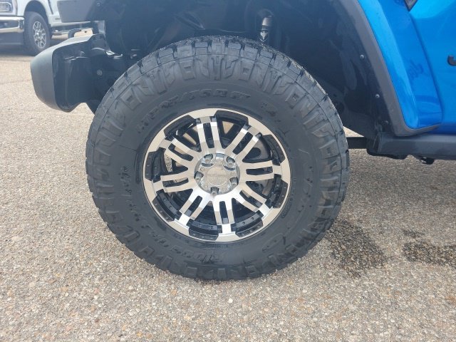Used 2022 Blue Pearl Jeep Willys image 25