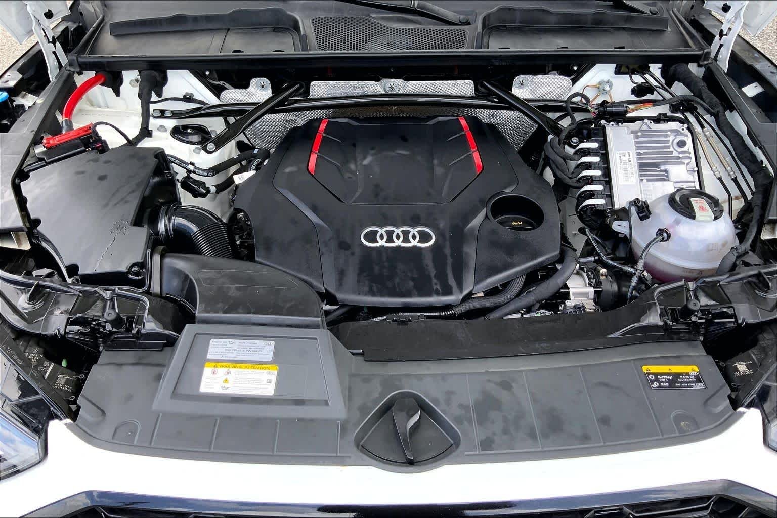 Used 2023 Ibis White Audi Premium Plus image 31