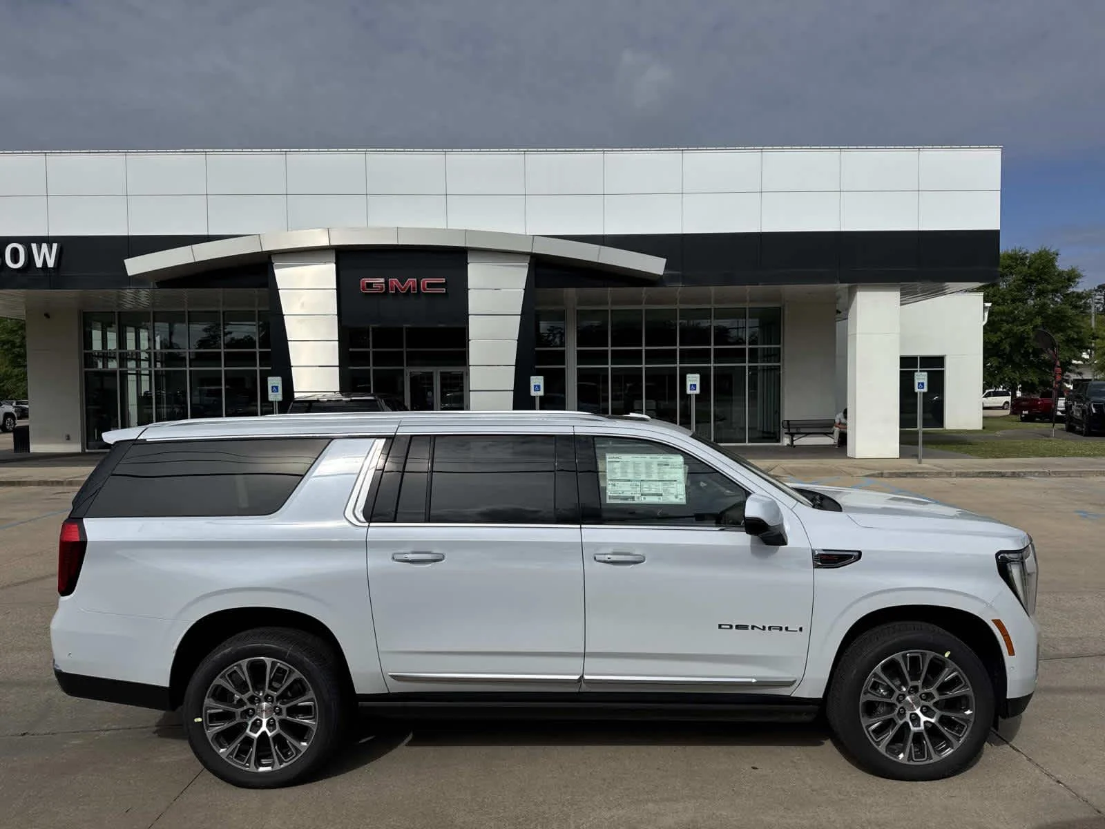 2026 GMC Yukon Denali 2WD's photo