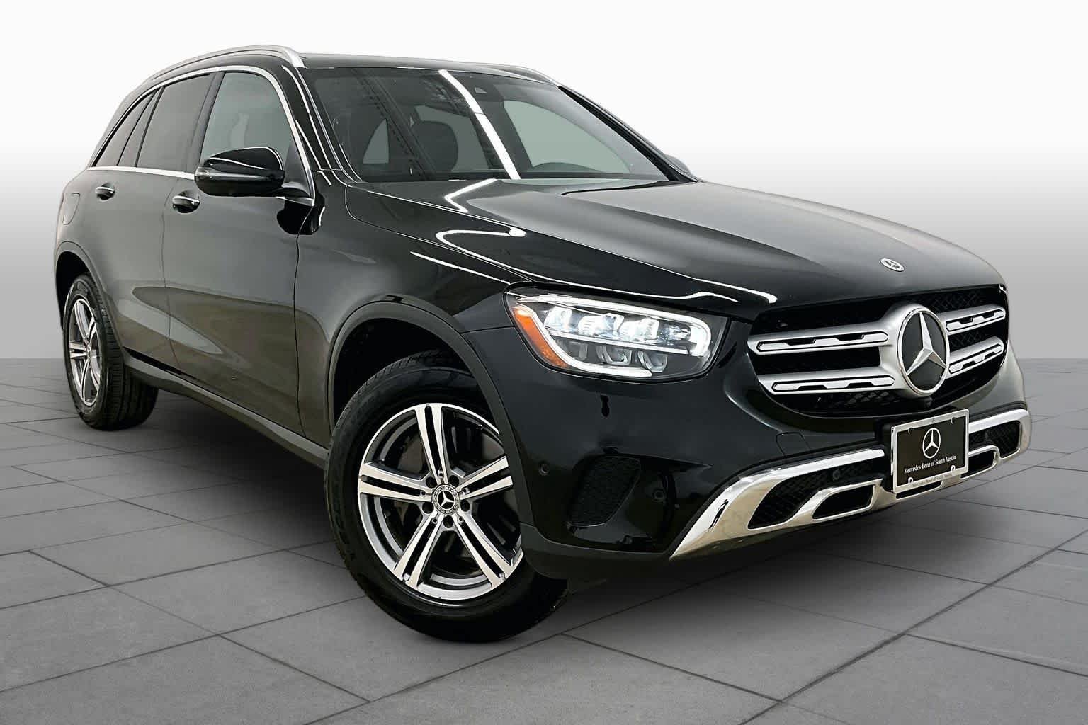 Used 2022 Black Mercedes-Benz GLC 300 image 3