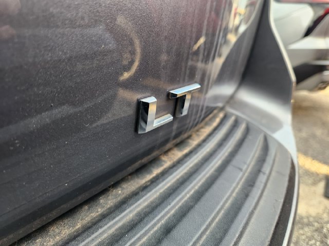 Used 2022 SATIN STEEL METALLIC Chevrolet LT image 9