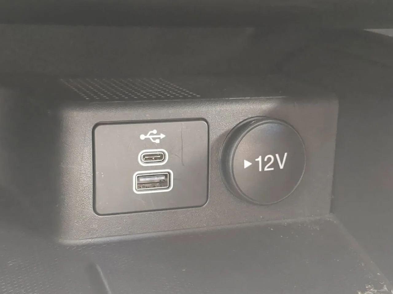 2025 Ford Escape ST-Line - Photo 20