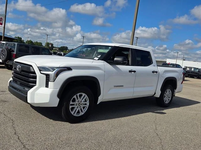 Used 2024 White Toyota SR5 image 3