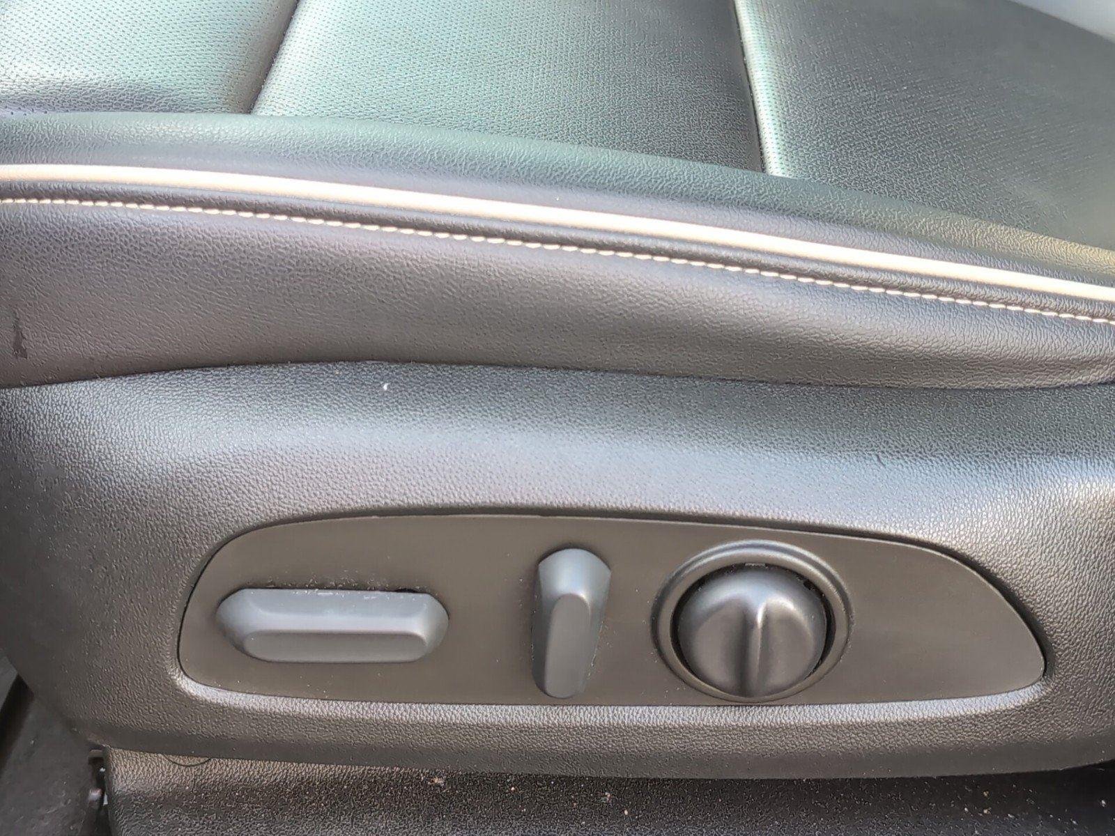 Used 2023 Sterling Gray Metallic Chevrolet Premier image 15