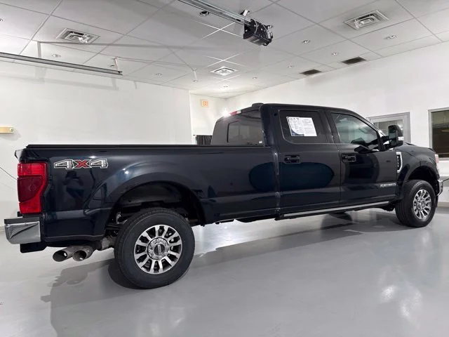 Used 2022 Blue Ford Lariat image 10