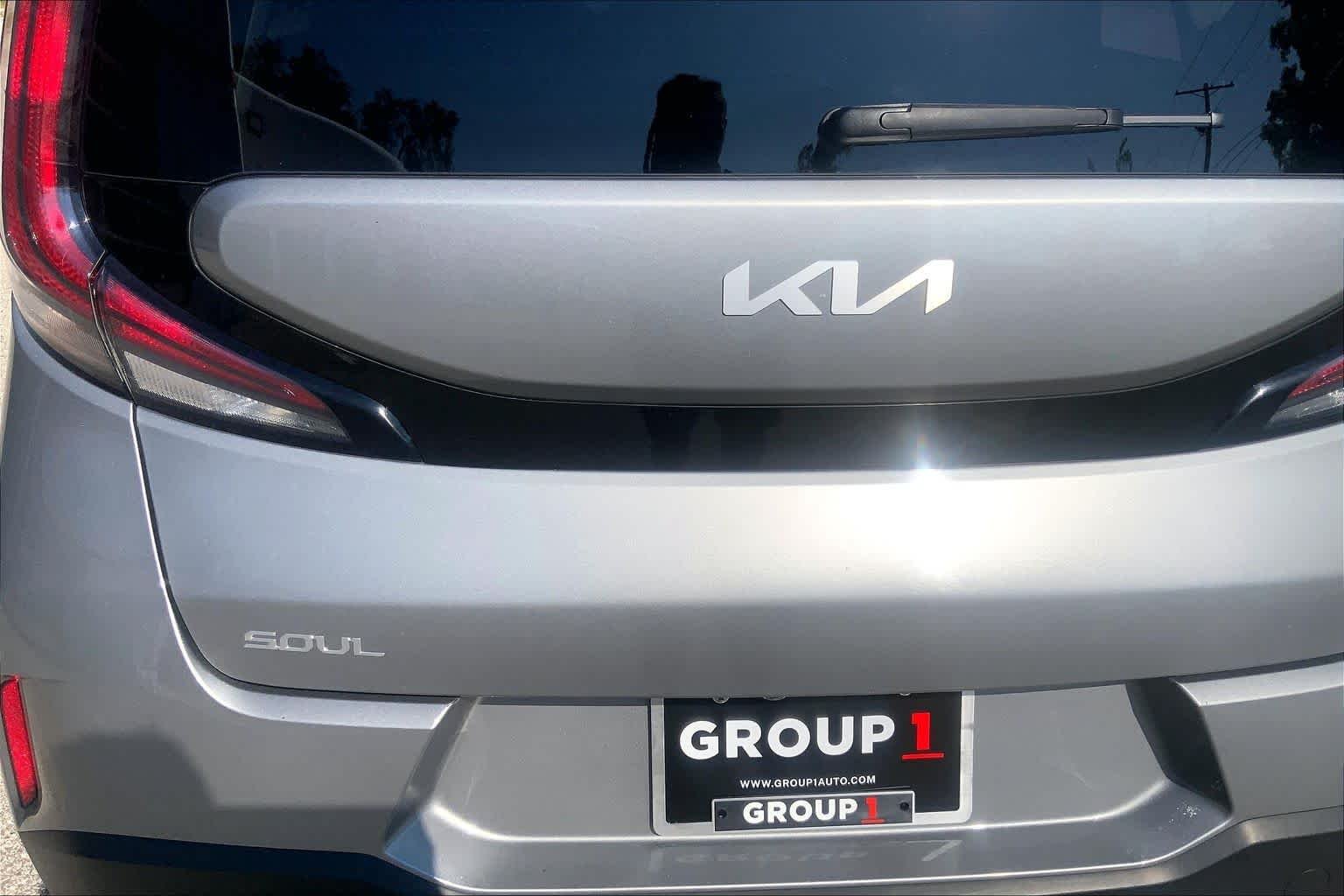 Certified Used 2024 Steel Gray Kia LX image 29