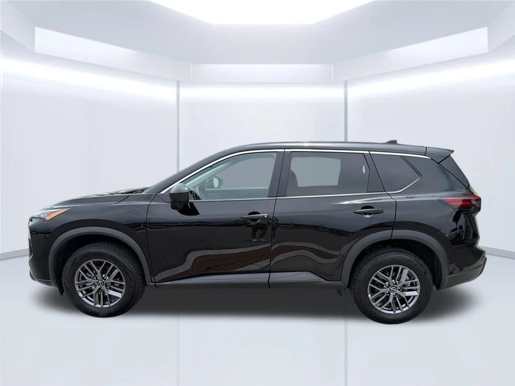 Used 2024 Black Nissan S image 3