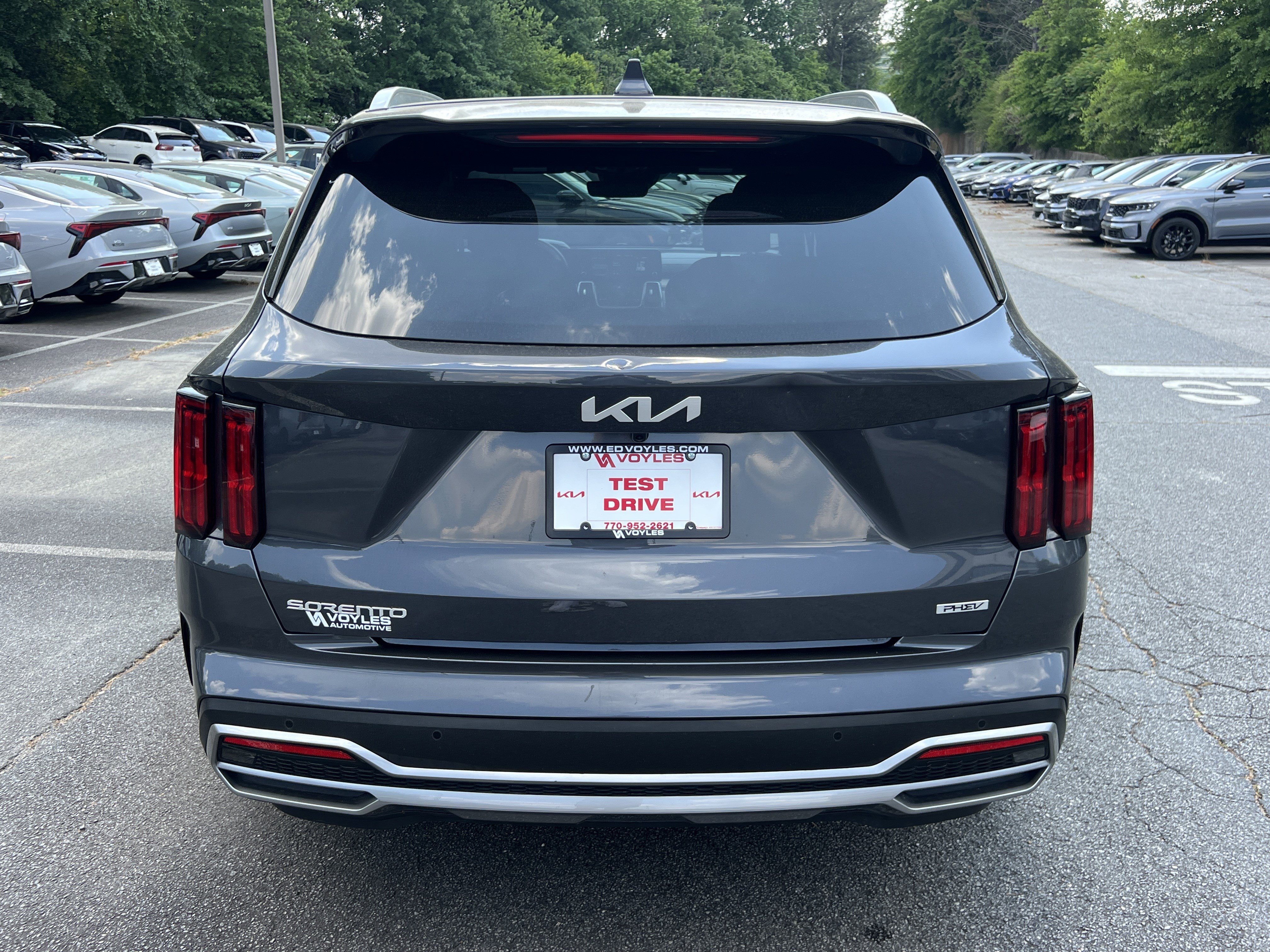 Certified Used 2023 Platinum Graphite Kia SX Prestige image 6