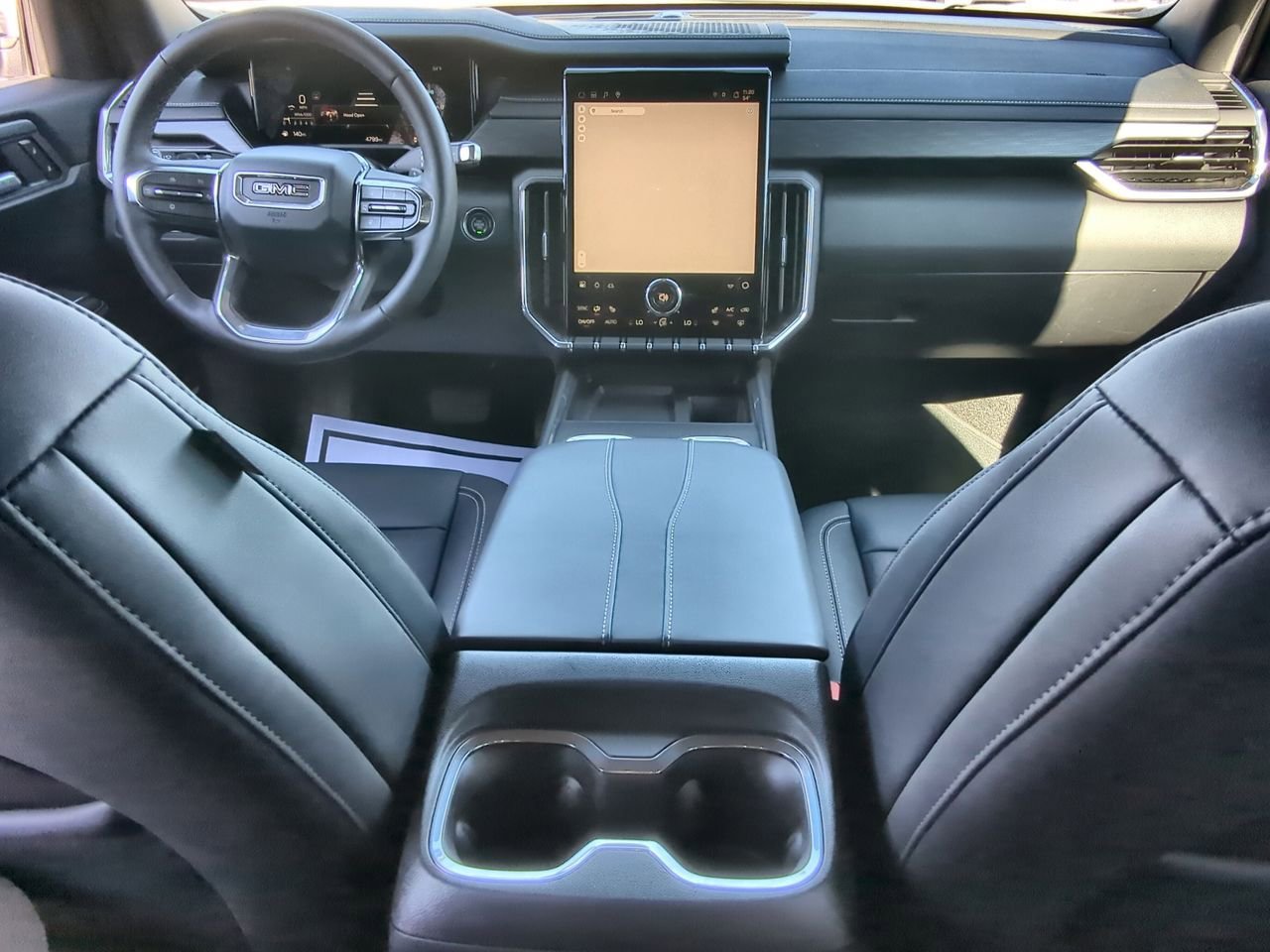 Used 2025 Summit White GMC Elevation image 20