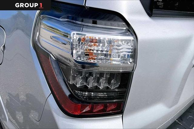 Certified Used 2023 SILVER ME. Toyota  image 28