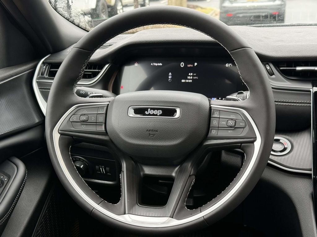 2025 Jeep Grand Cherokee Altitude - Photo 19