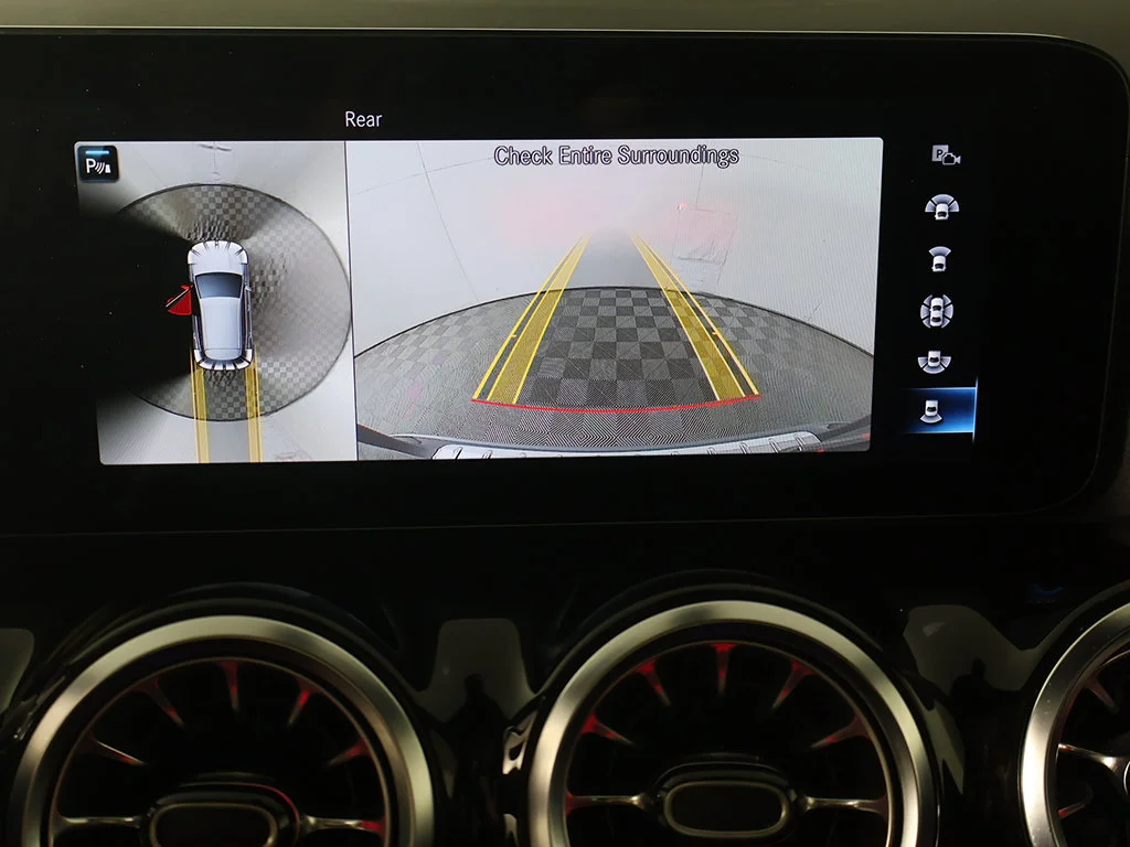 Used 2023 Black Mercedes-Benz GLA 250 image 41