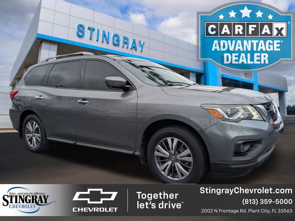 2020 Nissan Pathfinder SL