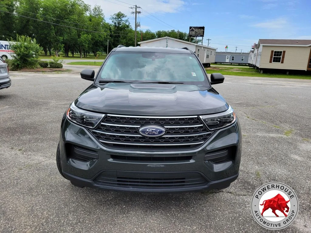 Used 2023 Green Ford XLT image 9