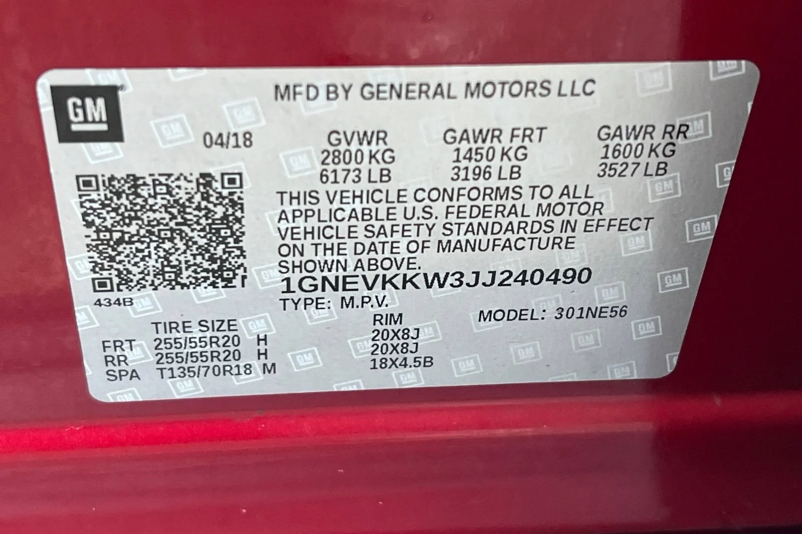 Used 2018 CAJUN RED TINTCOAT Chevrolet High Country image 32