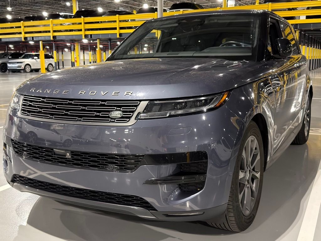2024 Land Rover Range Rover Sport P360 SE MHEV's photo