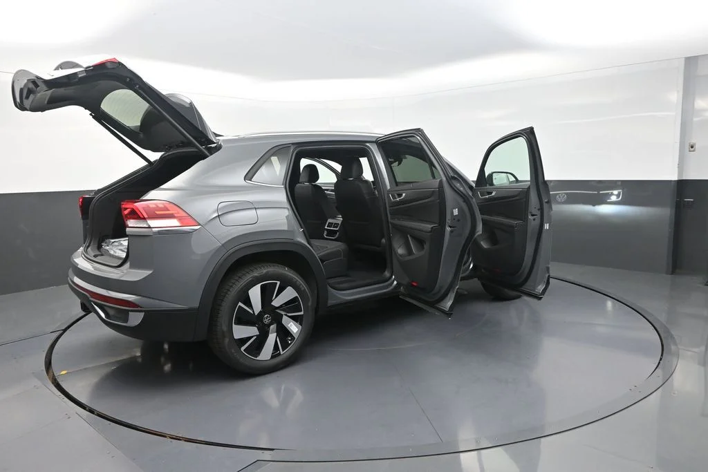 New 2026  Volkswagen 2.0T SE w/Technology image 36