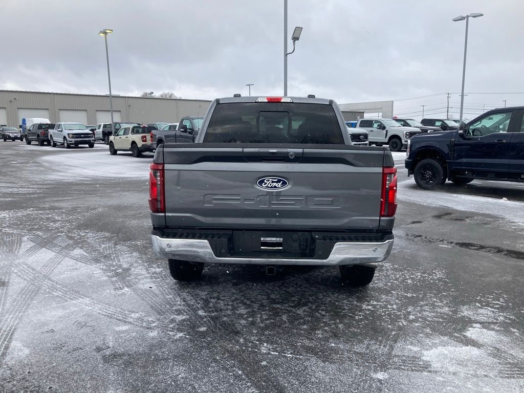 Used 2025 Gray Ford XLT image 7