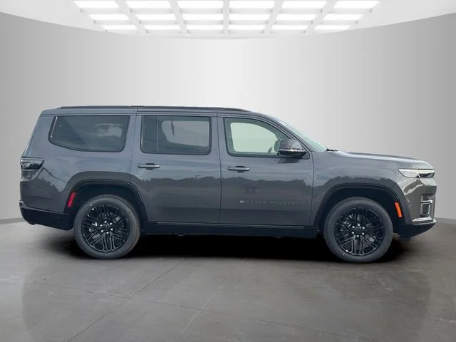 New 2026 Baltic-Gray Metallic Clear-Coat Exterior Paint Jeep Grand Wagoneer image 8