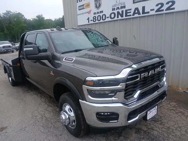 New 2026 Granite Crystal Metallic Clear-Coat Exterior Paint RAM Tradesman image 1