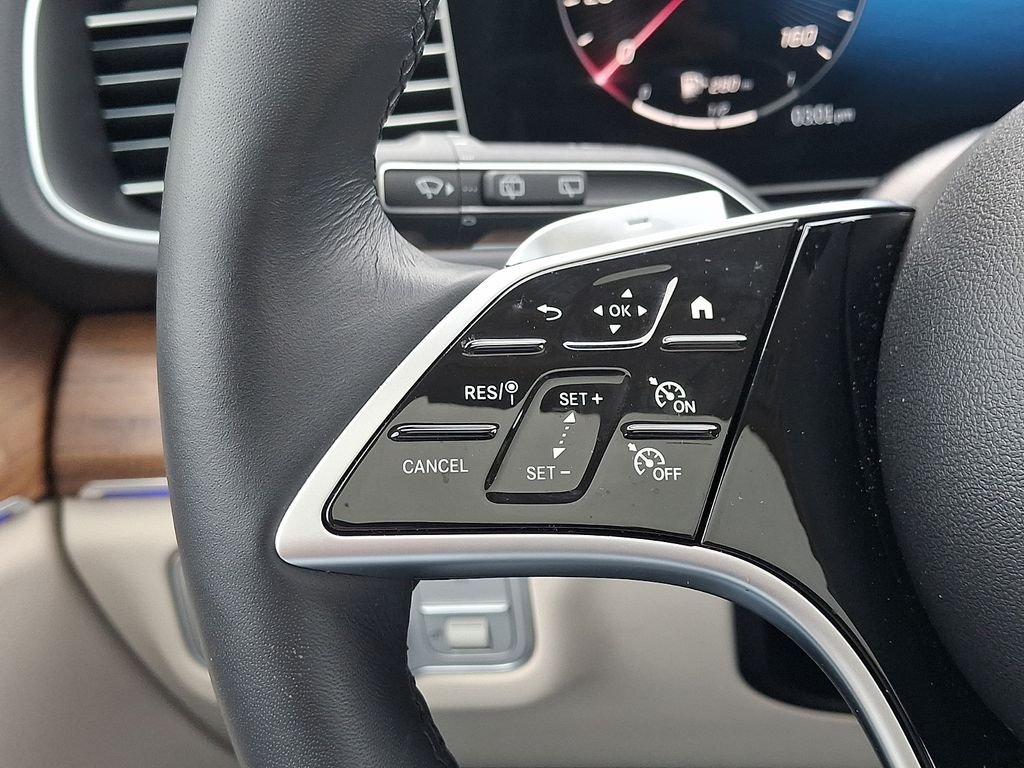 Certified Used 2026 Polar White Mercedes-Benz GLE 450 image 22