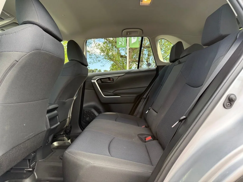 Used 2019 Silver Toyota LE image 16
