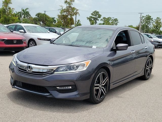 Used 2017 Modern Steel Metallic Honda Sport image 3