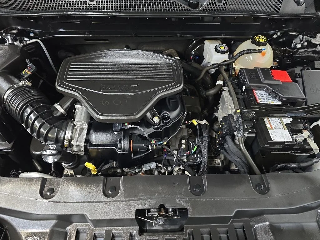 Used 2022 Black Chevrolet RS image 12