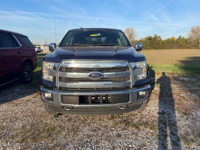 Used 2016 Blue Ford Lariat image 3