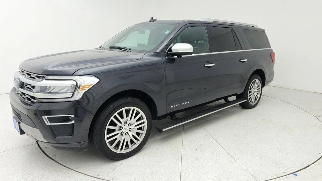 Used 2022 Gray Ford Platinum image 3