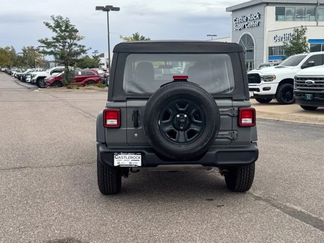 Used 2020 Gray Jeep Sport 4x4 image 4