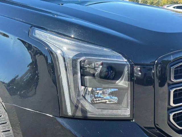 Used 2019 Black GMC SLT image 11