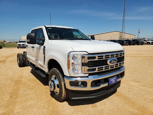 2026 Ford Chassis Cab F-350® XL