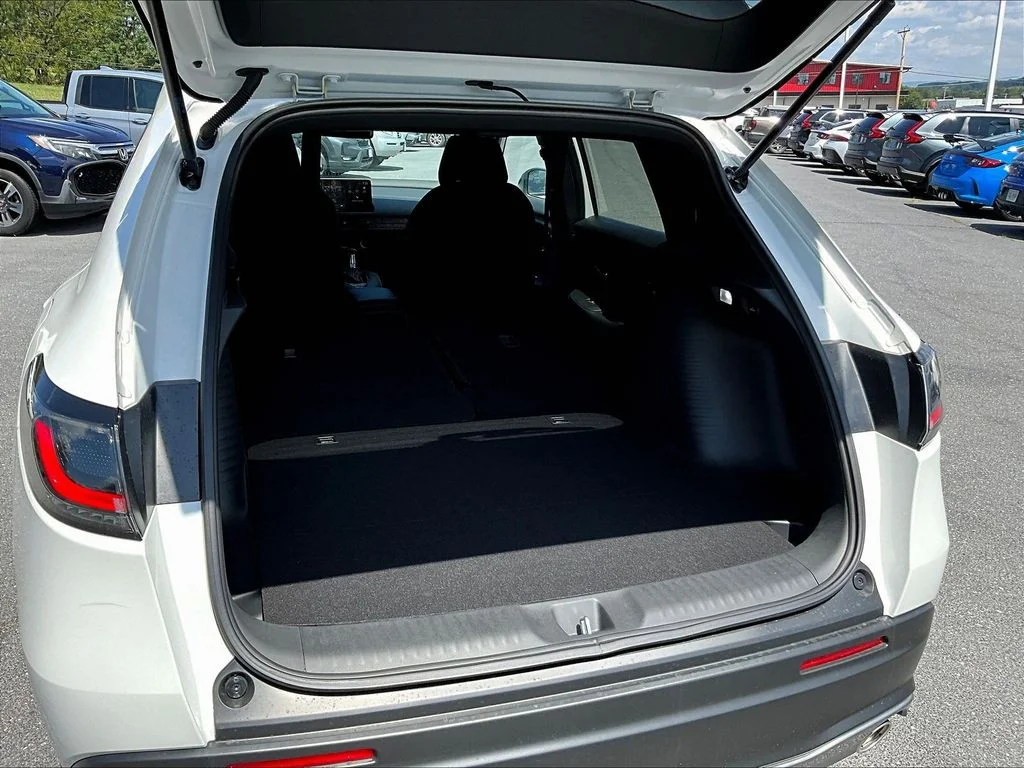 New 2027 Platinum White Pearl Honda Sport AWD image 8