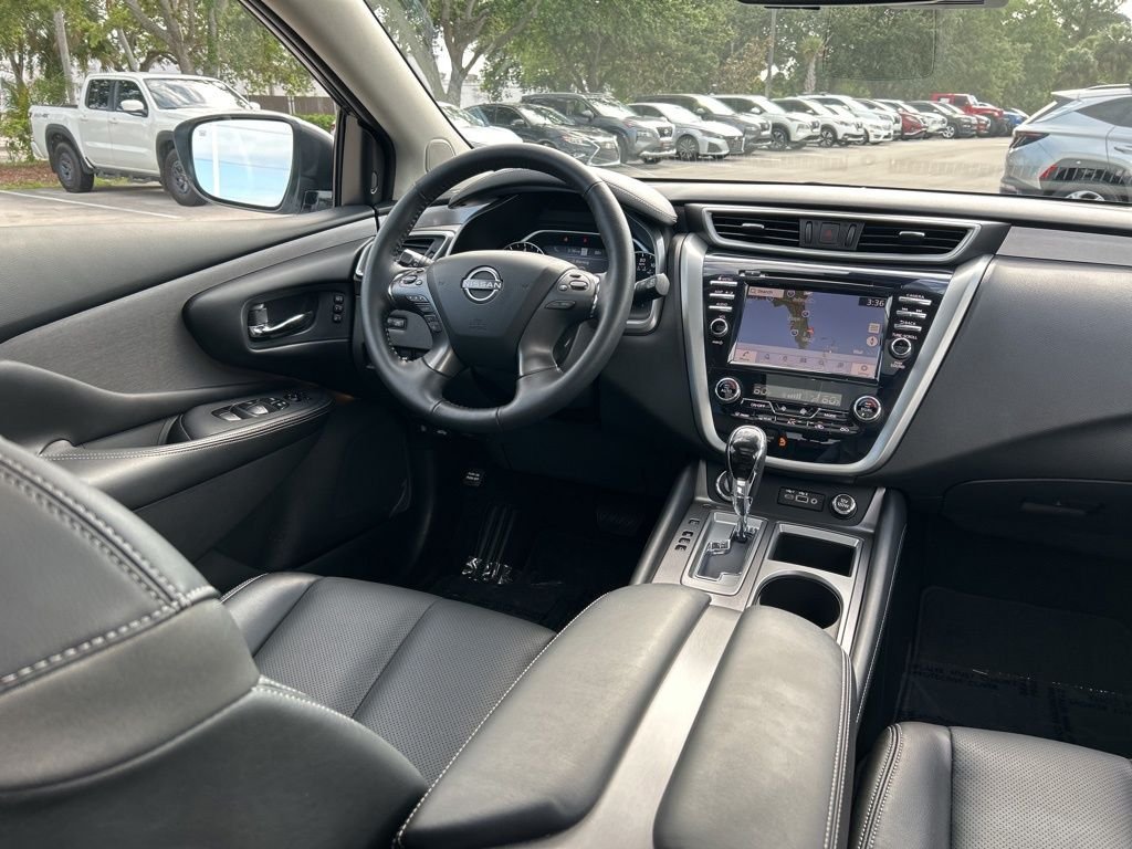 Used 2024 Silver Nissan SL image 11