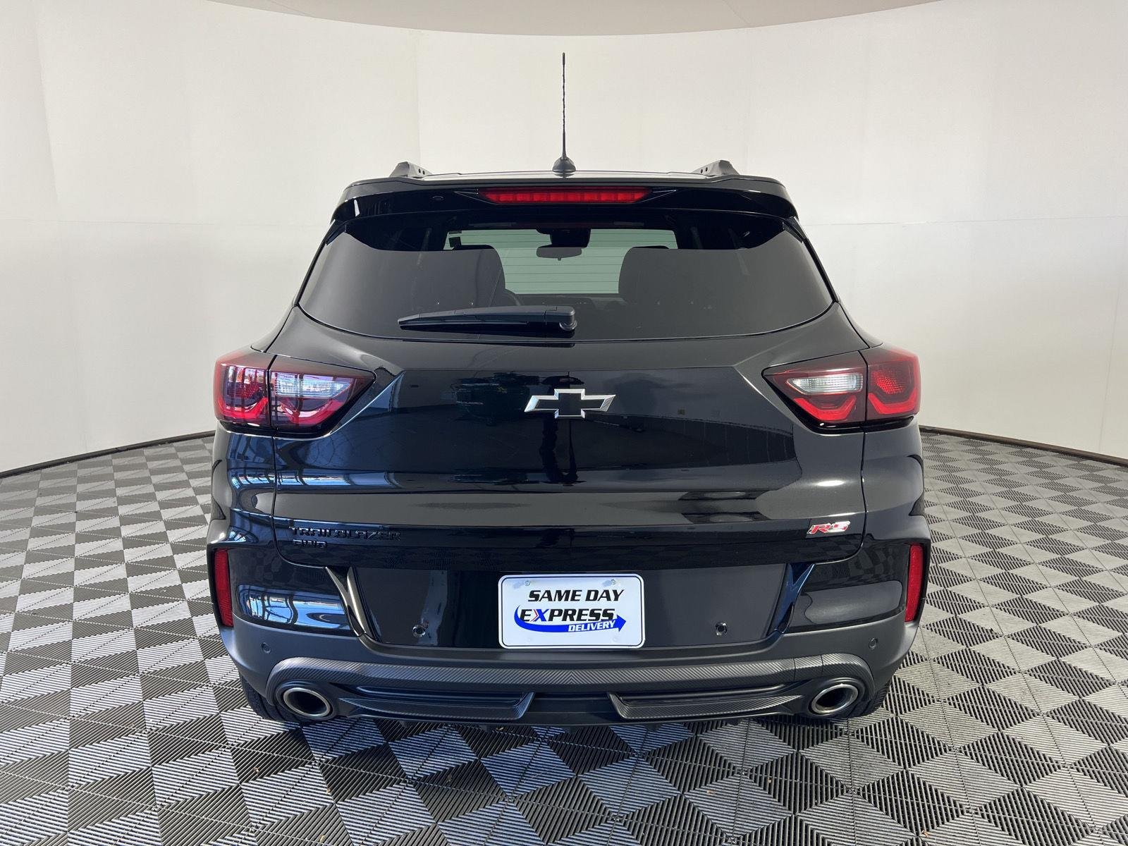 Used 2026 Mosaic Black Metallic Chevrolet RS image 23