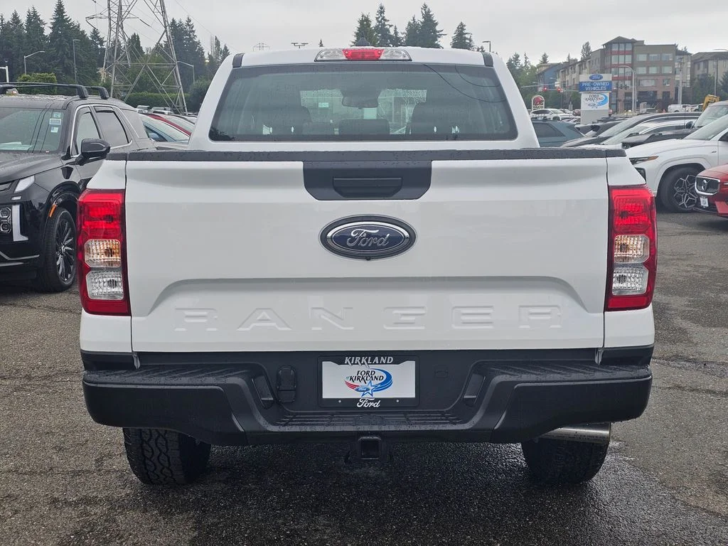 New 2025 Oxford White Ford XL image 6