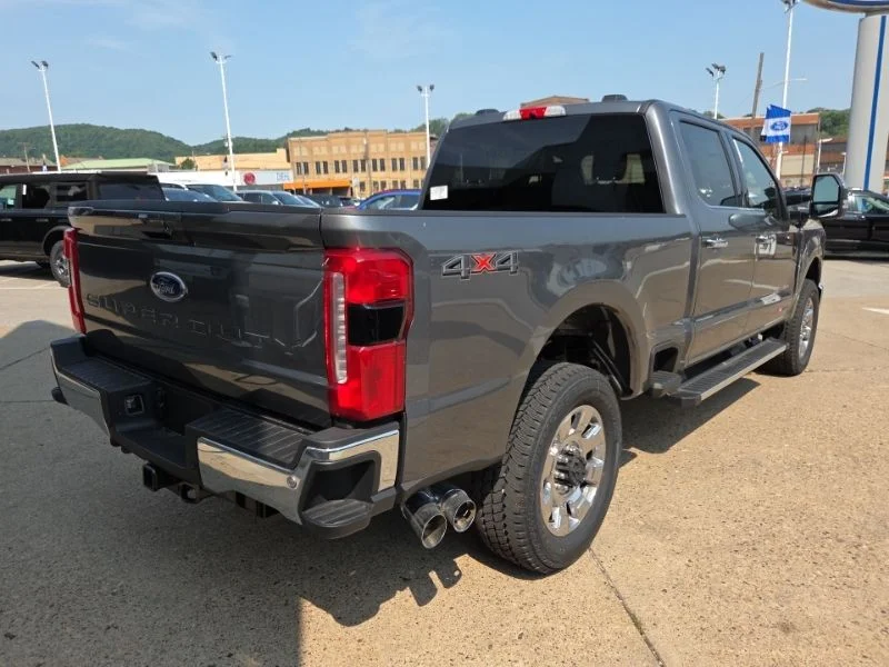 New 2026 Gray Ford Lariat image 7