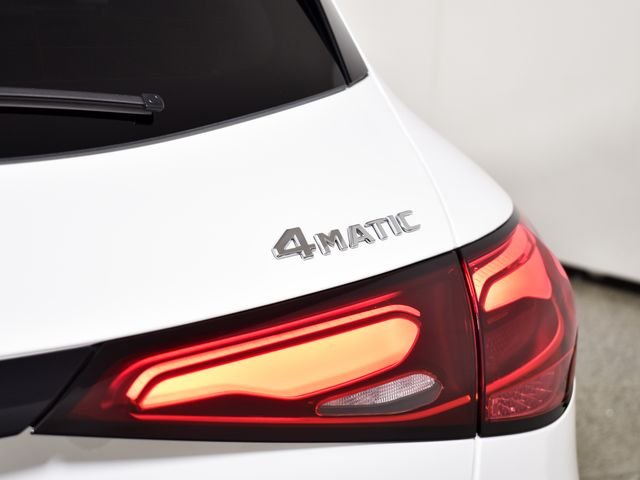 Certified Used 2025 White Mercedes-Benz GLC 300 image 15