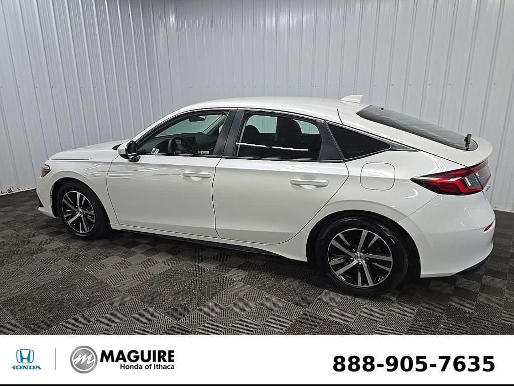 Used 2023 White Honda LX image 4