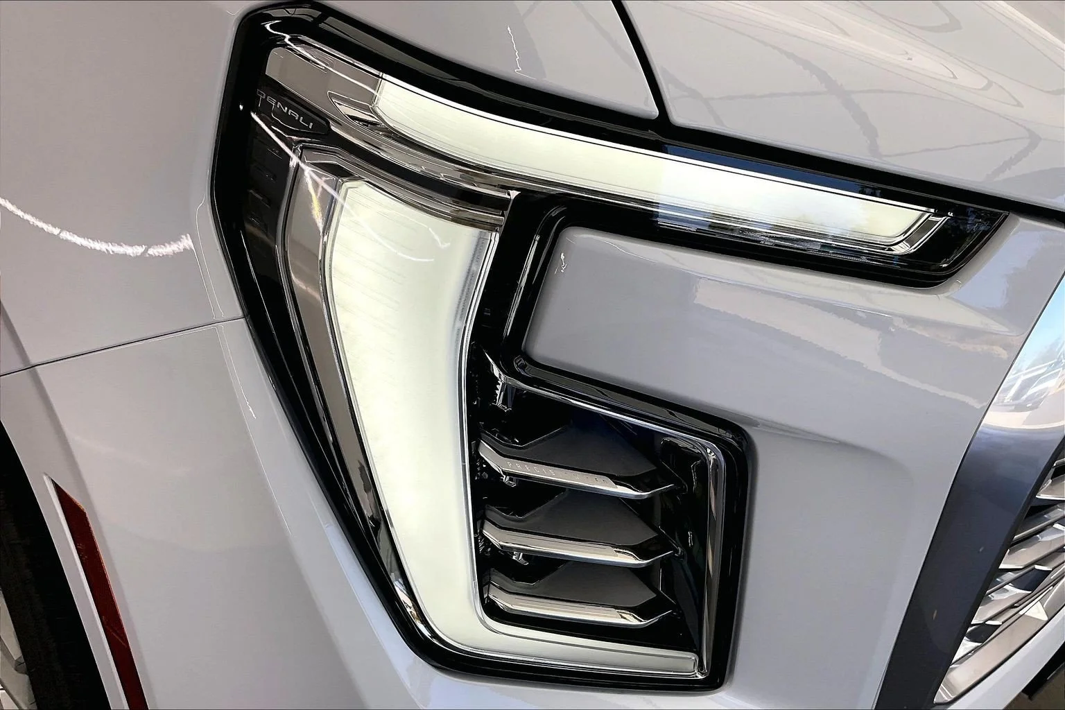 New 2026 Glacier White Tricoat GMC Denali image 15