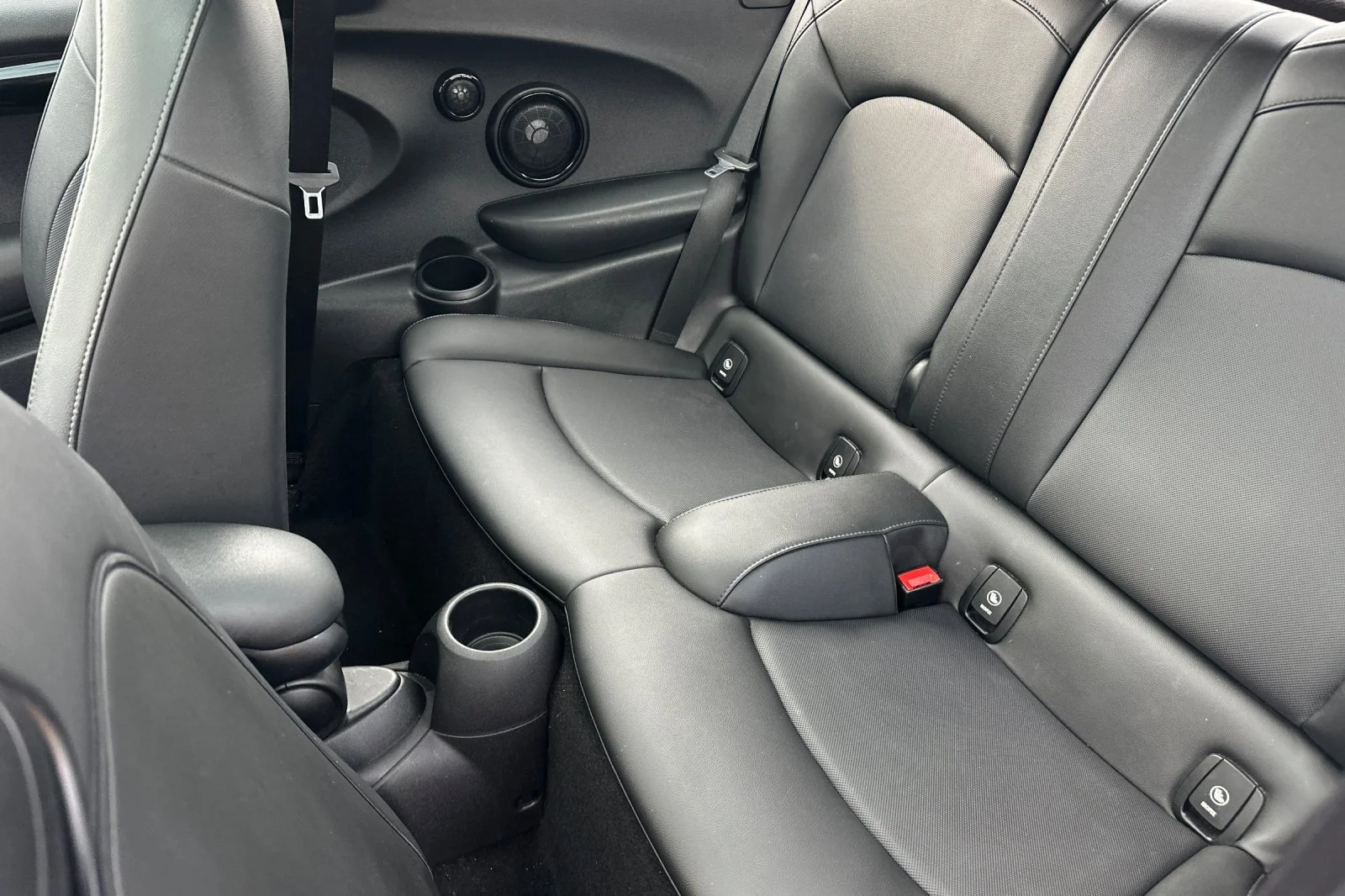 Used 2019 Blue Metallic MINI Classic image 12