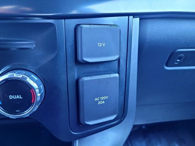 Used 2025  Ford Tremor image 18