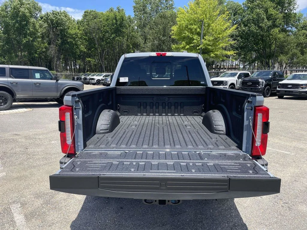 New 2026 Gray Ford Lariat image 10
