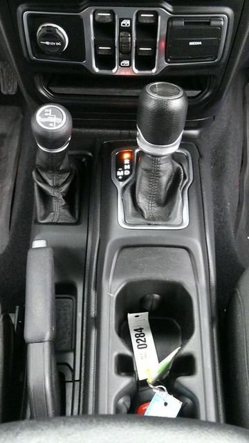 Used 2020 White Jeep Unlimited Willys image 23
