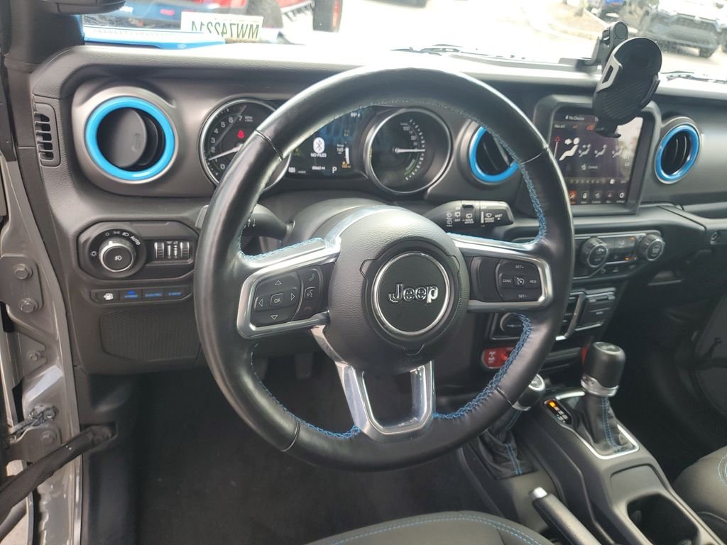 Used 2021 Gray Jeep Unlimited Rubicon 4xe image 14