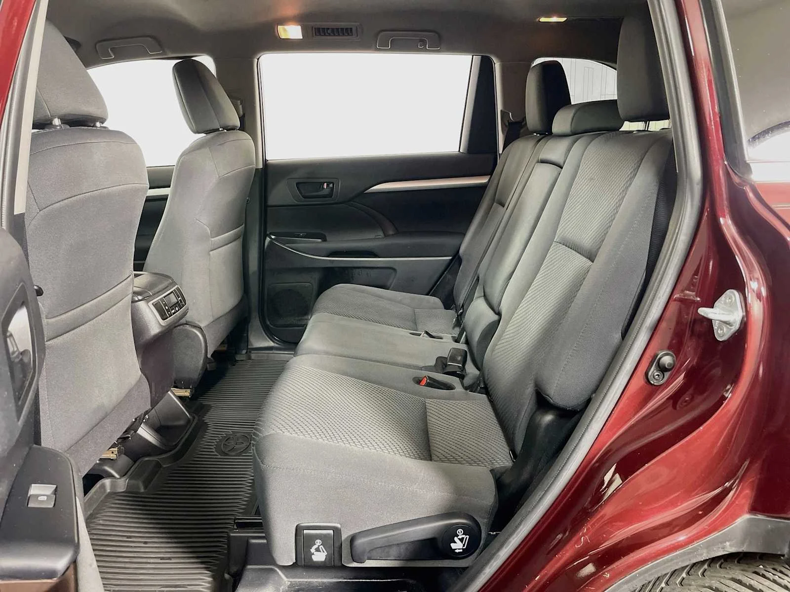 Used 2019 Ooh La La Rouge Mica Toyota LE image 20