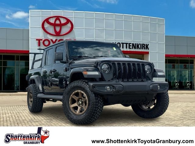 Used 2020 Black Jeep Overland image 1